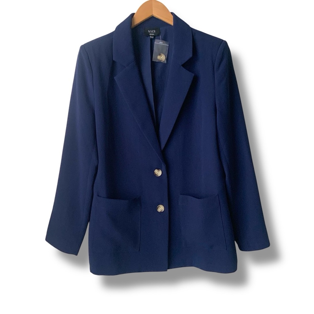 NWT VICI Classic Single Breasted Blazer Tortoise Buttons Navy Blue Small